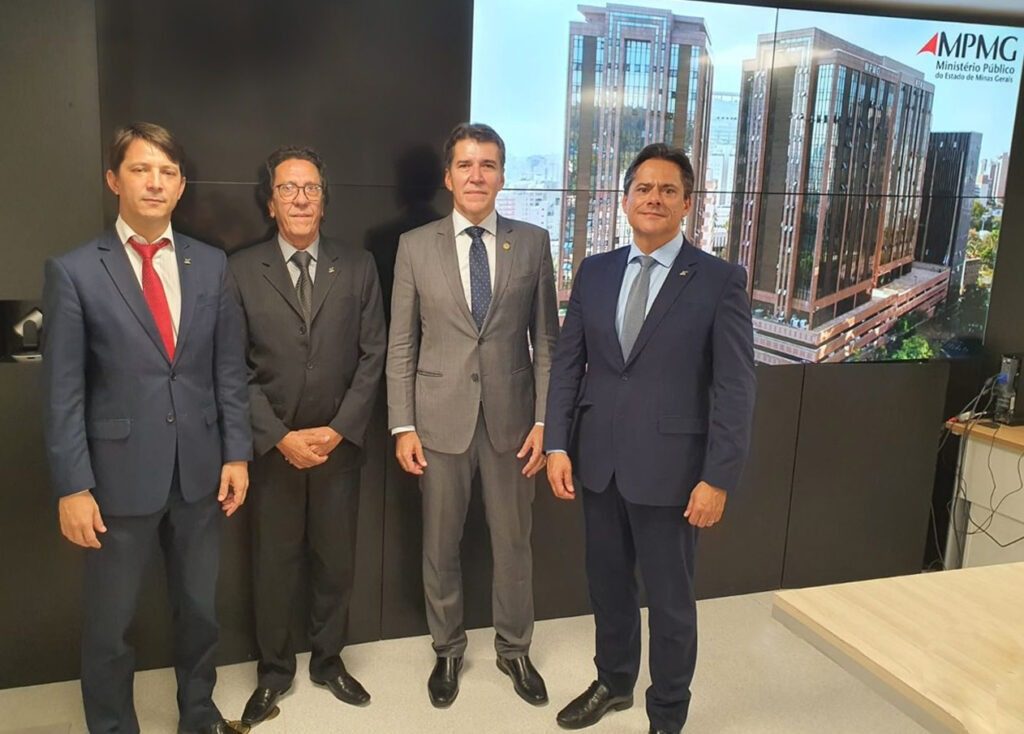 Convênio com Ministério Pública combate exercentes ilegais